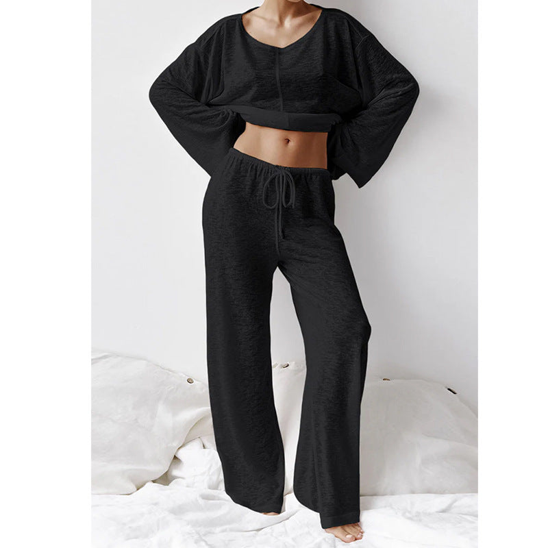 Tenue d'intérieur femme simple et élégante