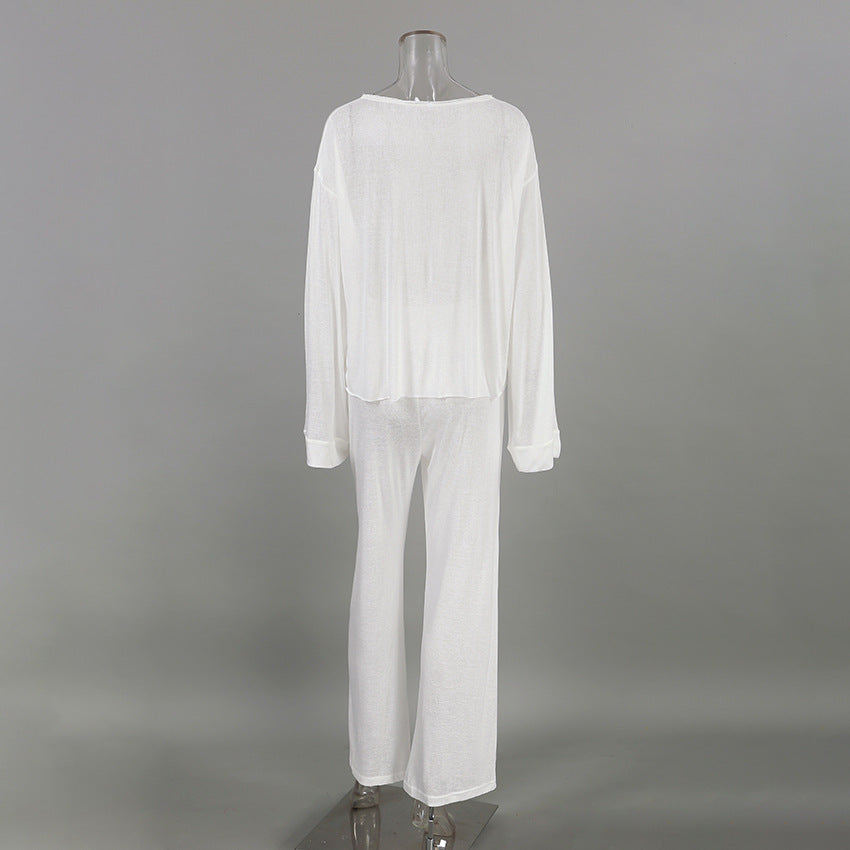 Tenue d'intérieur femme simple et élégante